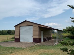 Shed with lean-to