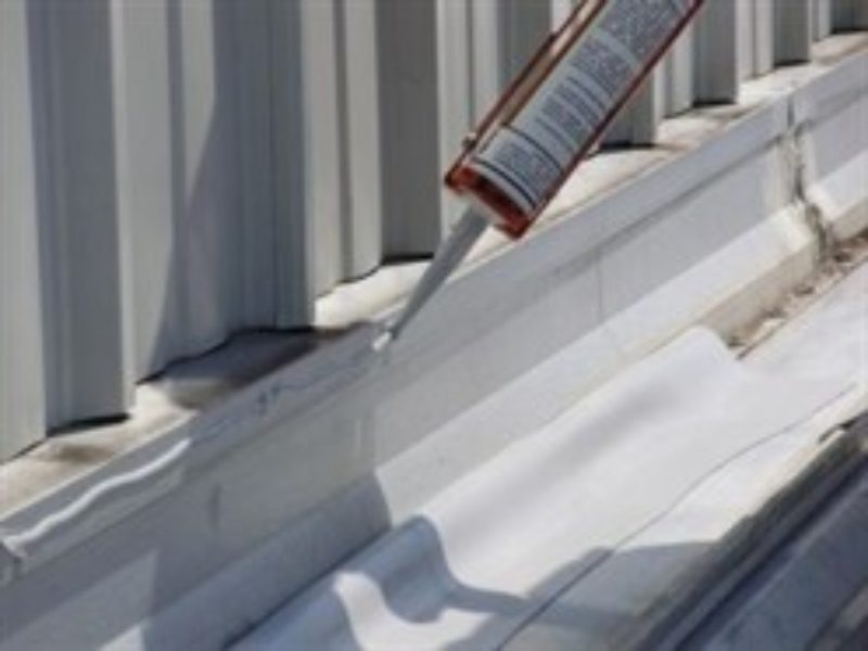 Concrete-Sealant-for-water-seepage-in-metal-building